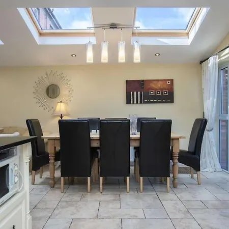 Holiday home Spectacular 5 Bed Period