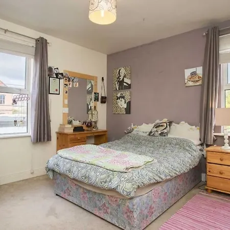 Holiday home Spectacular 5 Bed Period Dundalk